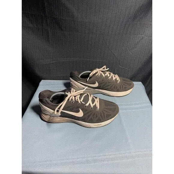 Nike Women's LunarGlide 6 Black and White Running Sneakers Size 7w/5.5m - Picture 3 of 6